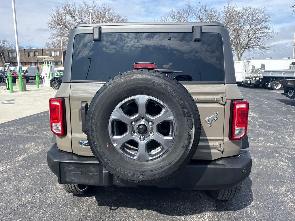 FORD BRONCO - 9