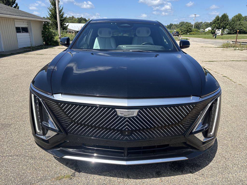 صورة 9 لـ 2023 Cadillac LYRIQ LUXURY