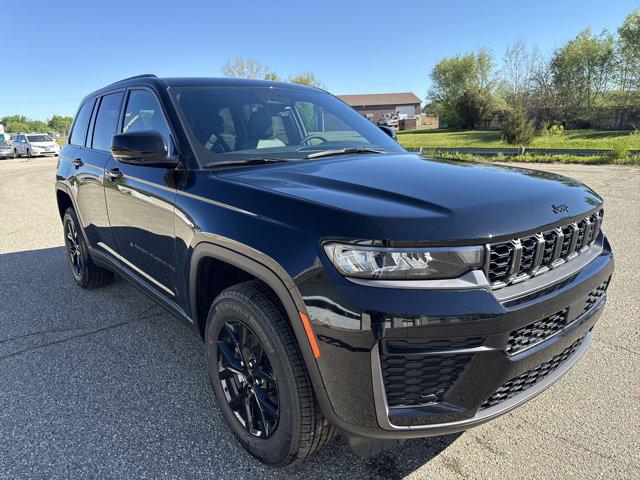 New 2026 Jeep Grand Cherokee Altitude
