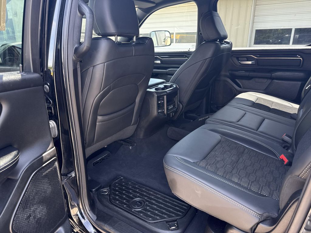 صورة مصغرة 15 لـ 2022 RAM 1500 SPORT