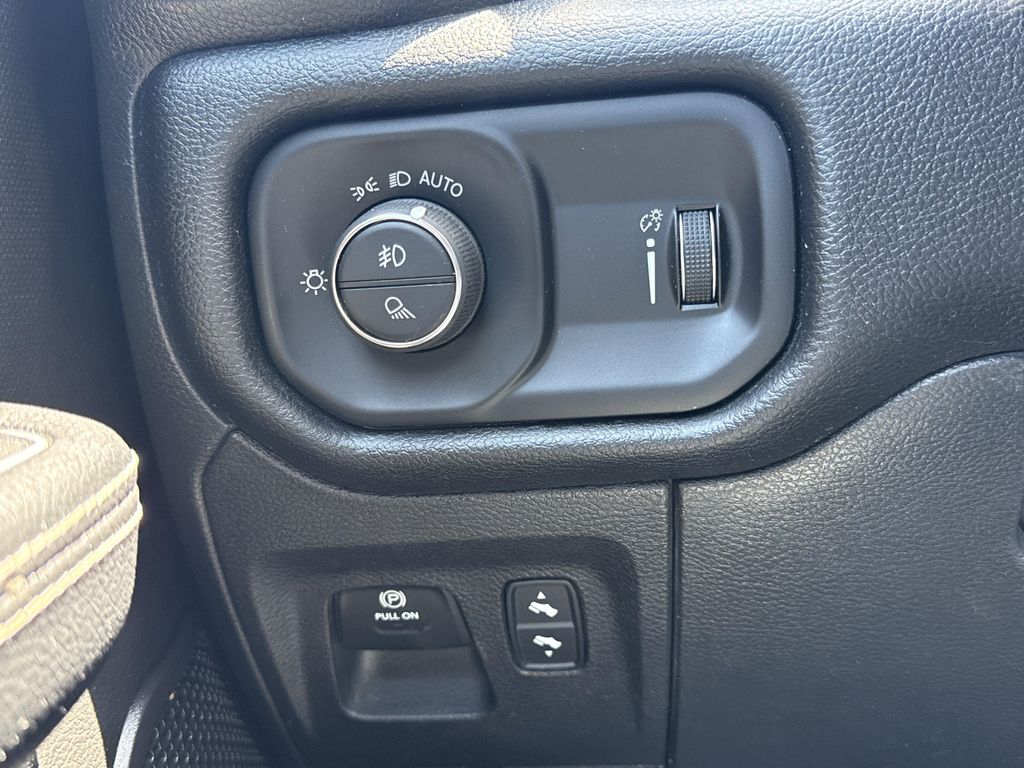 صورة مصغرة 30 لـ 2022 RAM 1500 SPORT