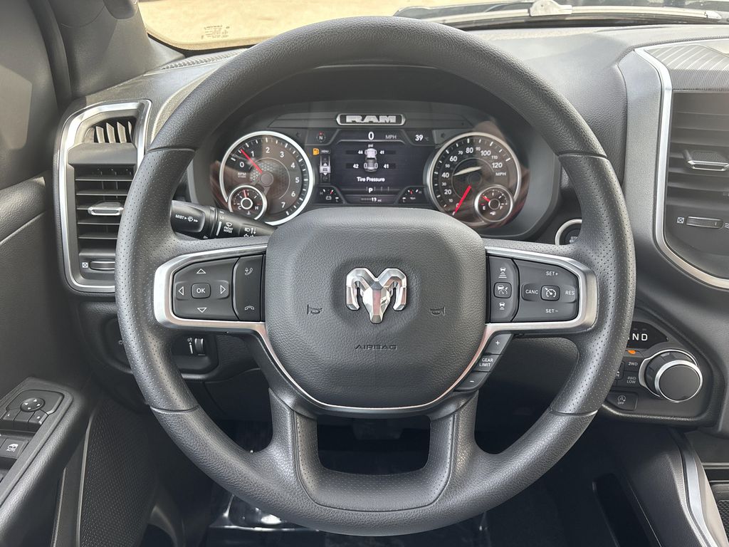 صورة مصغرة 22 لـ 2026 RAM 1500 EXPRESS