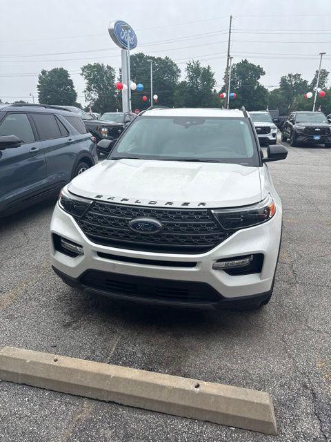 صورة 2 لـ 2023 FORD EXPLORER XLT