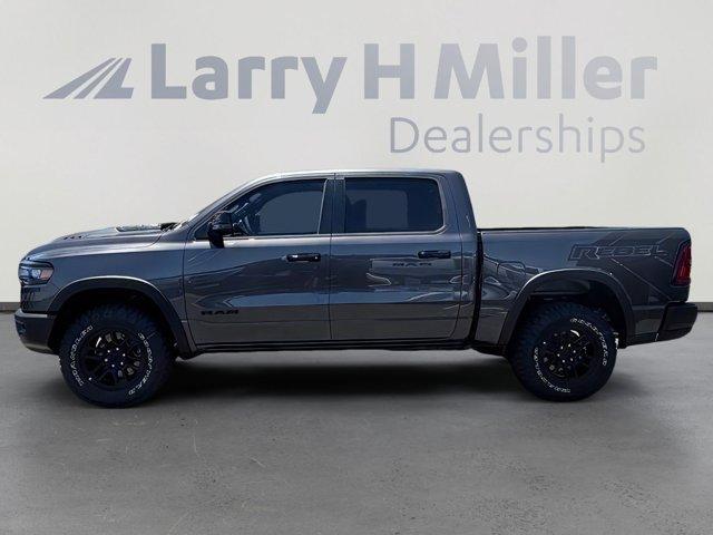 2026 RAM 1500 REBEL 照片 3