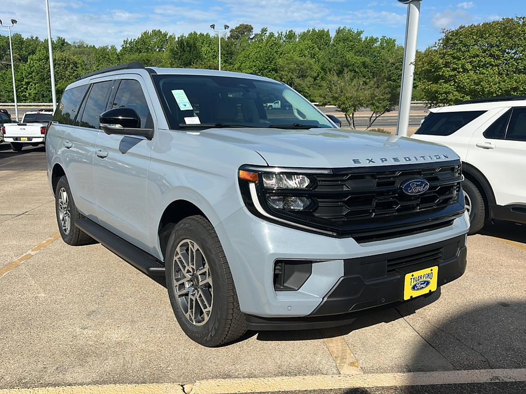New 2026 Ford Expedition Active