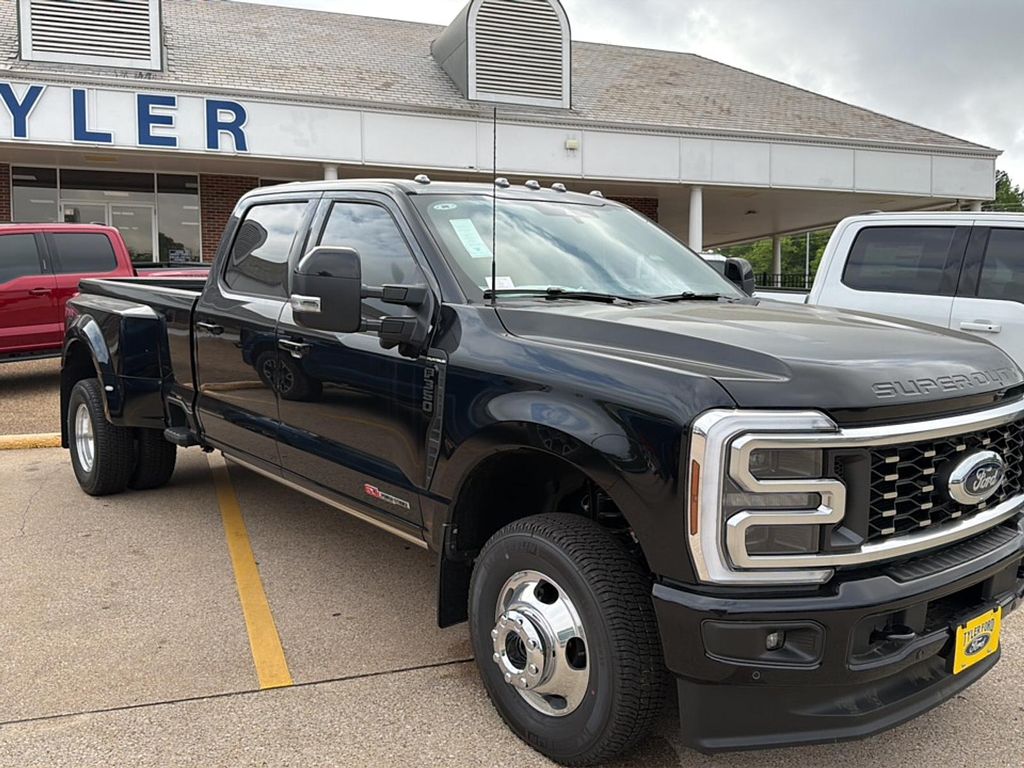 New 2026 Ford F-350 Platinum