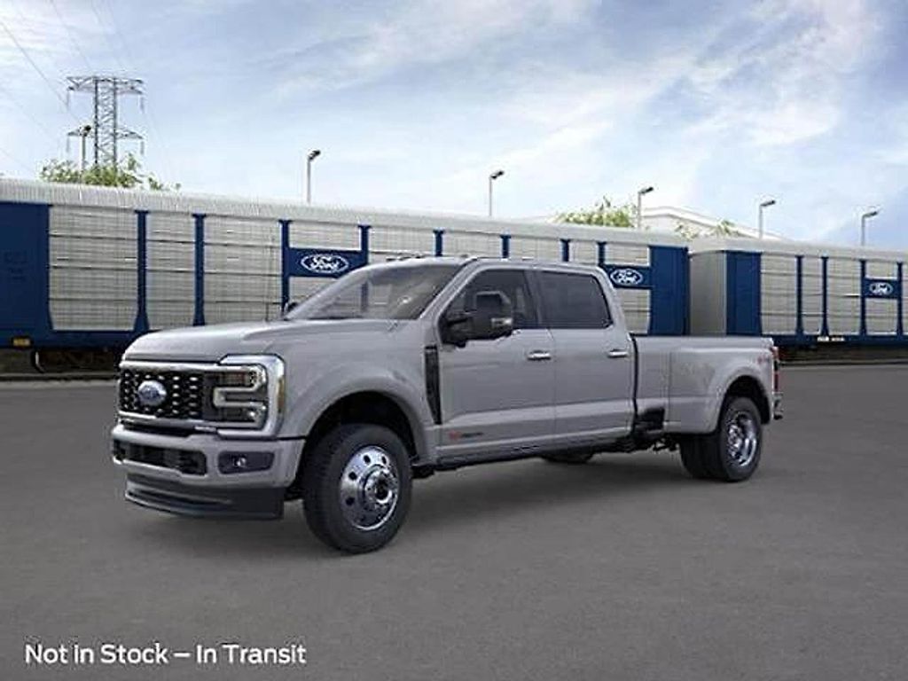 New 2026 Ford F-450 Platinum