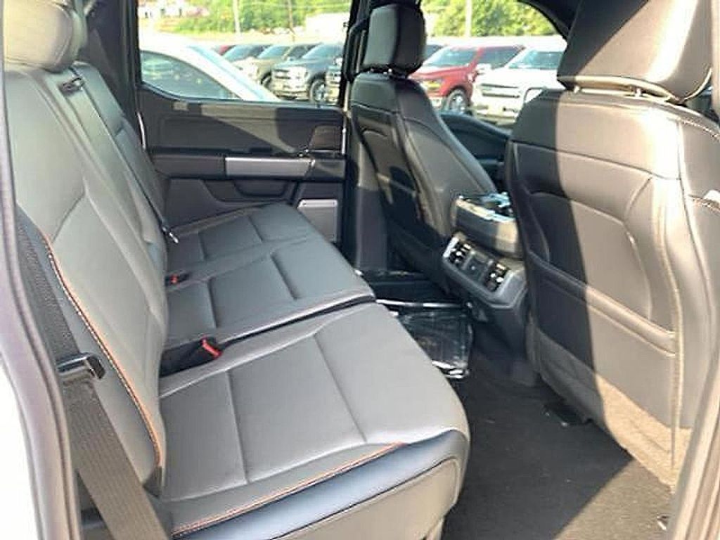 FORD F-150 LARIAT - 7