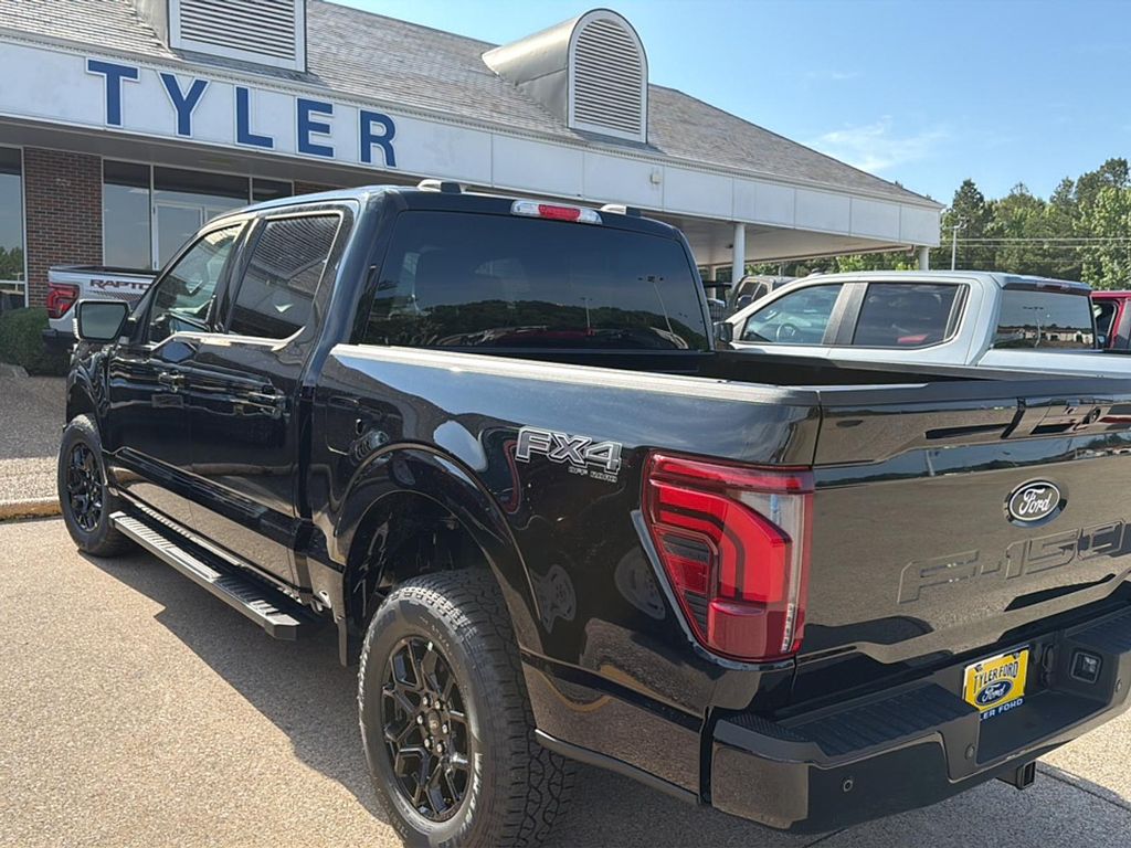 2026 FORD F-150 LARIAT — фото 4