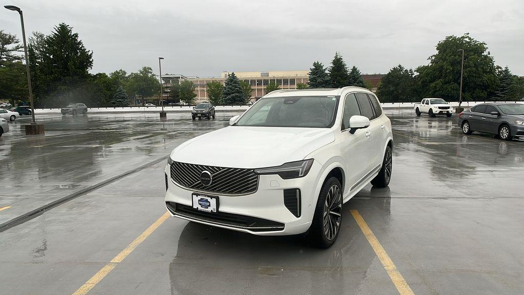 New 2026 Volvo XC90 Plus, B5 AWD Gas (mild hybrid), Gasoline, Bright, 7 Seats