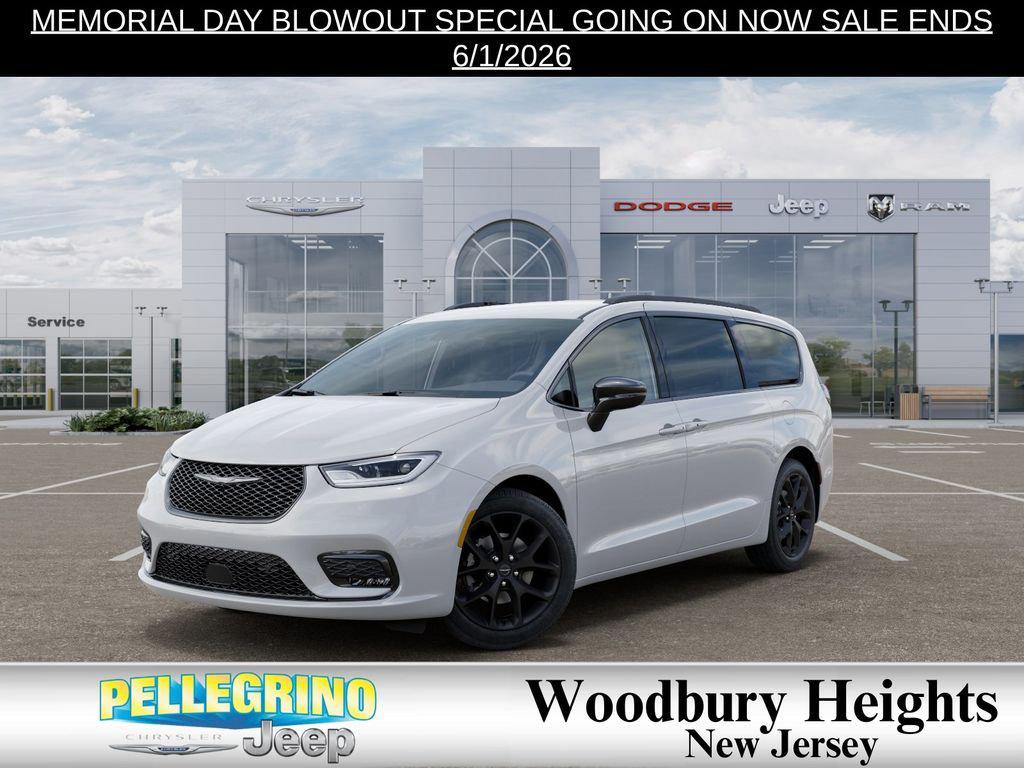 New 2026 Chrysler Pacifica L