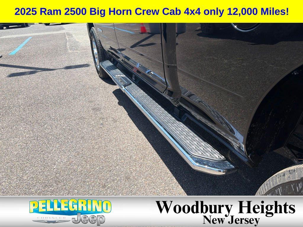 2025 RAM 2500 BIG HORN CREW CAB 4X4 6'4' BOX — миниатюра 26