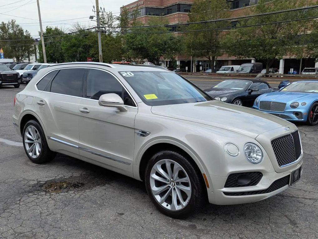 صورة 5 لـ 2020 BENTLEY BENTAYGA V8
