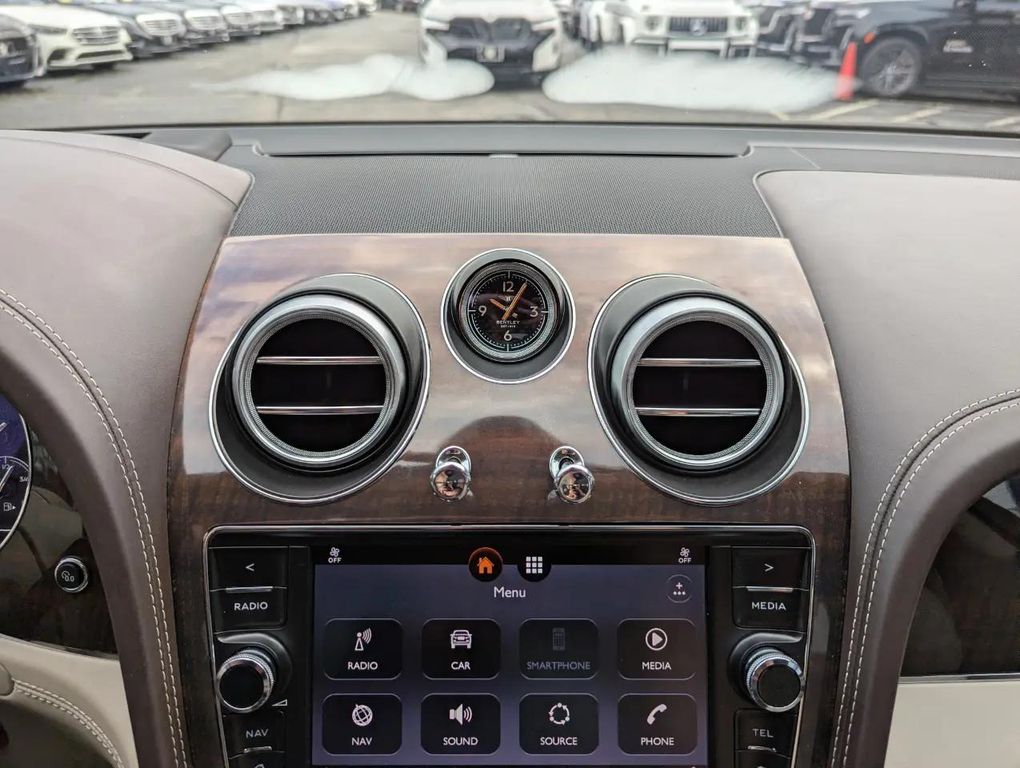 2020 Bentley BENTAYGA V8 缩略图 22
