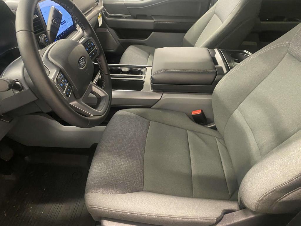 2025 FORD F-150 XLT 缩略图 30