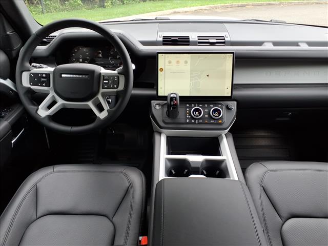 صورة 4 لـ 2026 LAND Rover DEFENDER P400 X-DYNAMIC SE