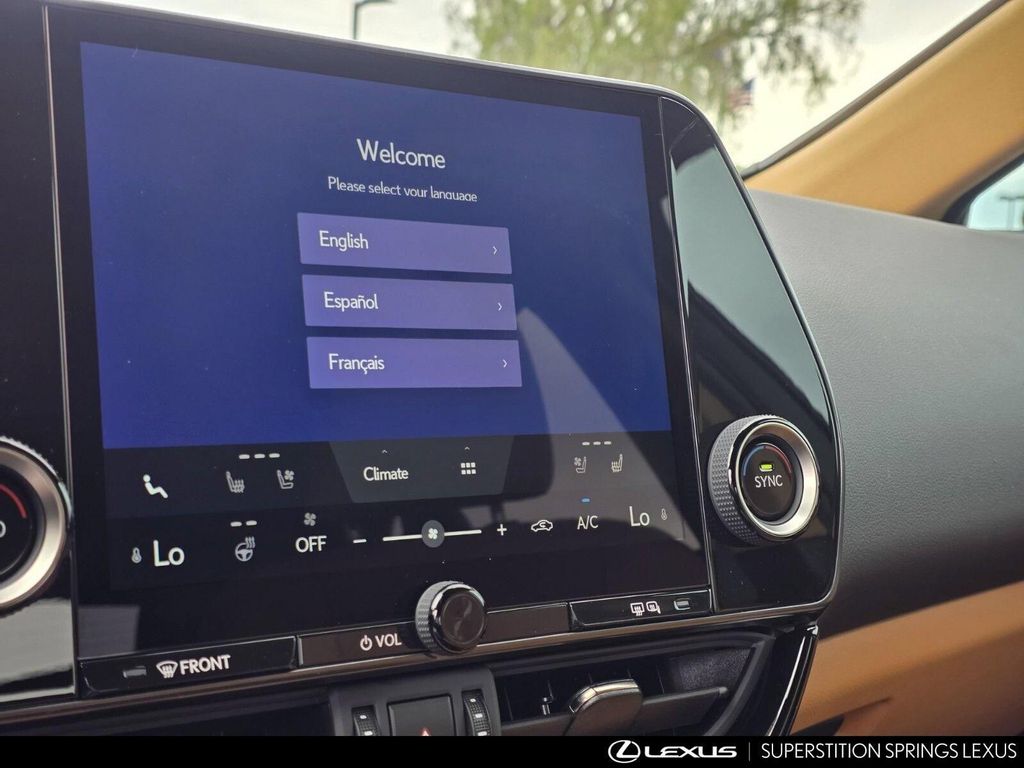 صورة مصغرة 17 لـ 2026 Lexus NX 350 PREMIUM
