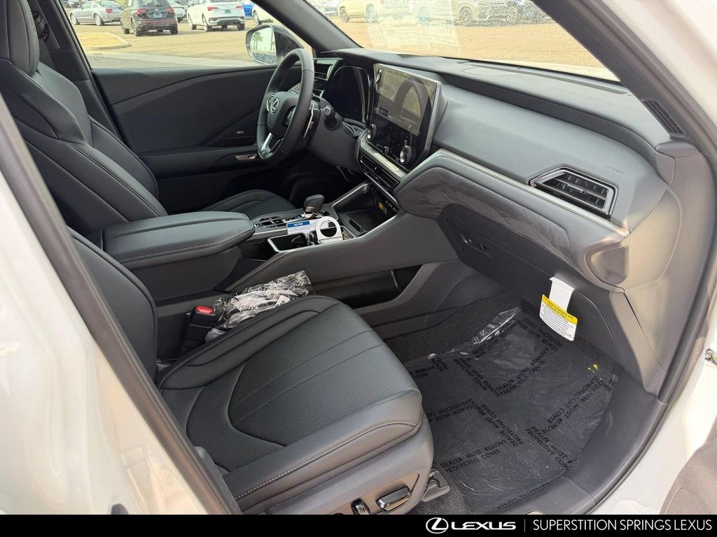 2026 Lexus TX 500H F SPORT PREMIUM — миниатюра 23