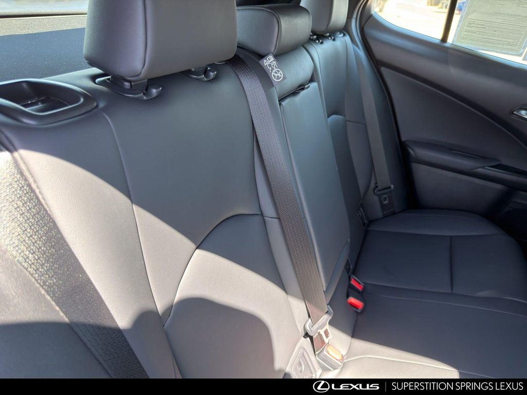 2026 Lexus UX 300H BASE — миниатюра 30