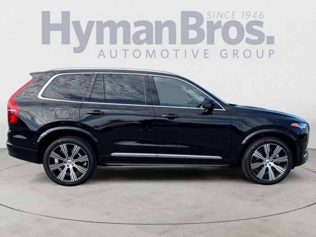 صورة 2 لـ 2023 Volvo XC90 B6 ULTIMATE 7-SEATER