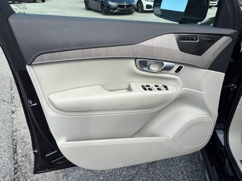 2023 Volvo XC90 B6 ULTIMATE 7-SEATER 缩略图 22