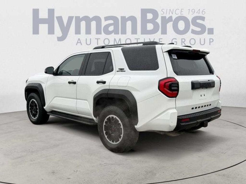 2025 Toyota 4RUNNER TRD OFF ROAD PREMIUM — фото 5
