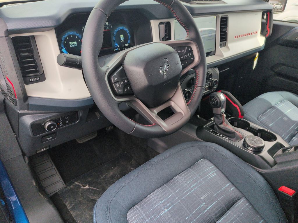 FORD BRONCO HERITAGE EDITION - 10