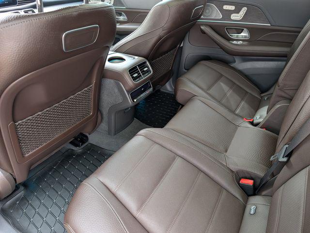 MERCEDES-BENZ GLS - 10