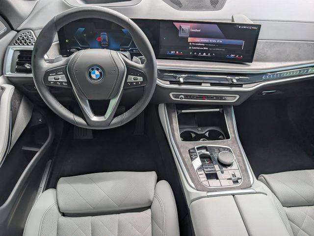 صورة 10 لـ 2025 BMW X5 PHEV XDRIVE50E