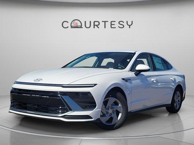 New 2026 Hyundai SONATA SE