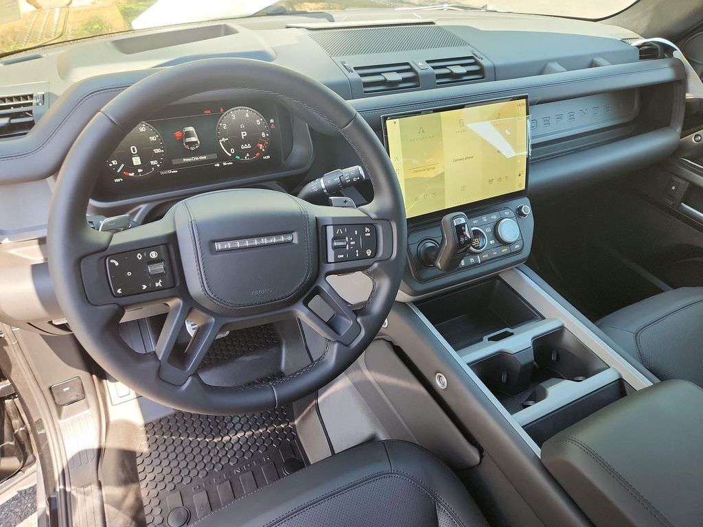 صورة مصغرة 25 لـ 2026 LAND Rover DEFENDER V8