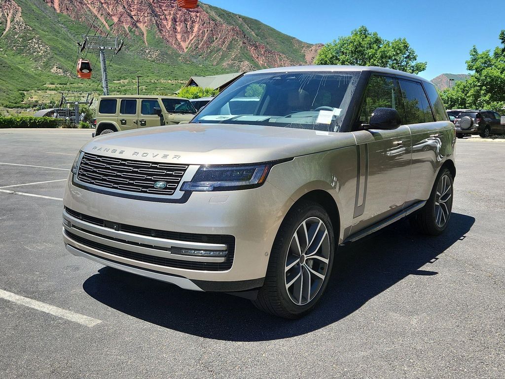 New 2026 Land Rover Range Rover P400 SE