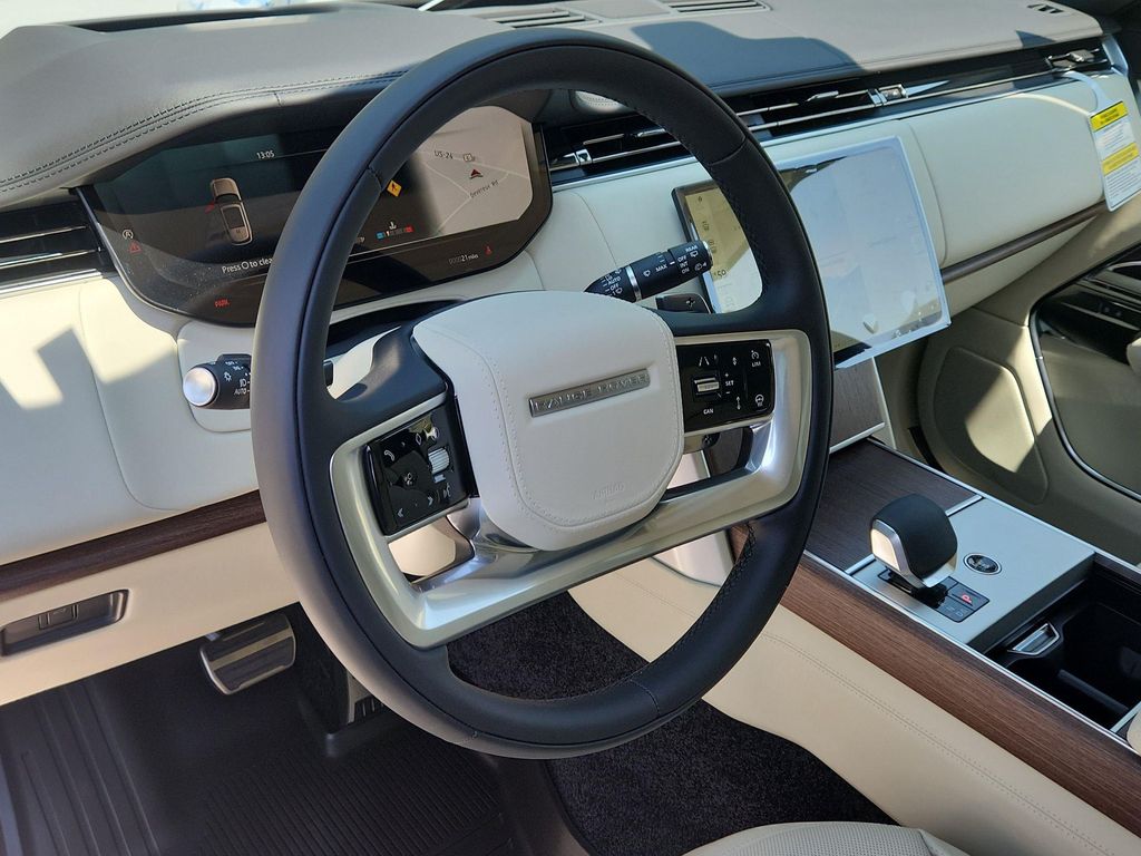 2026 LAND Rover RANGE ROVER P400 SE — миниатюра 4
