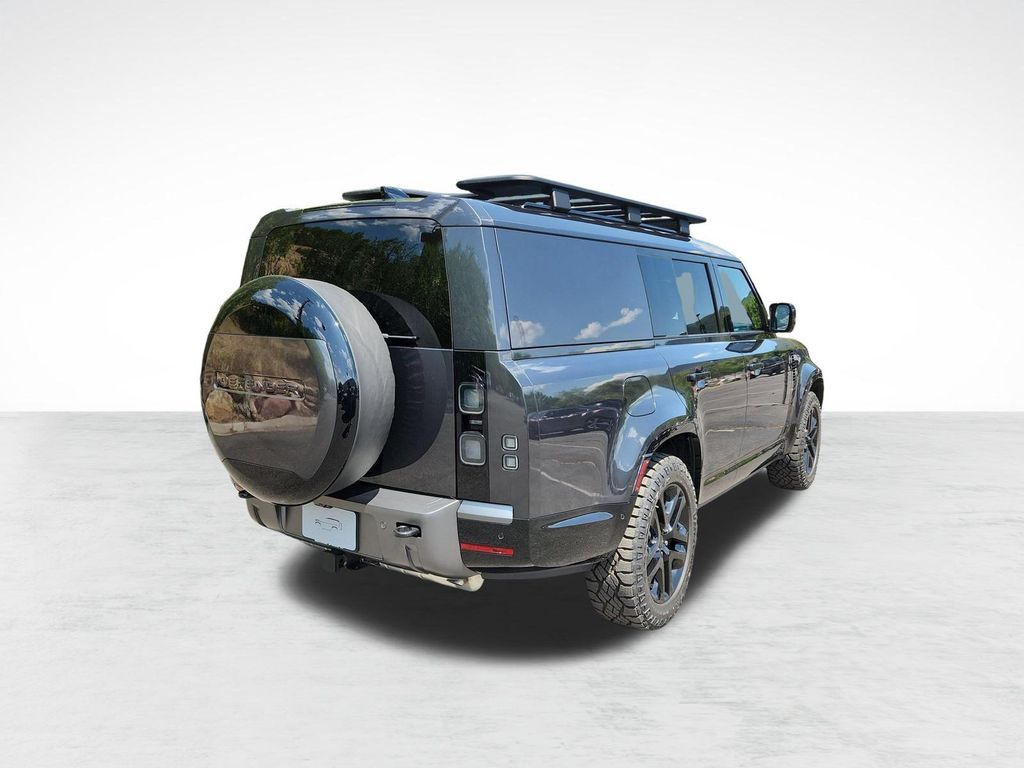2026 LAND Rover DEFENDER P400 OUTBOUND — фото 8
