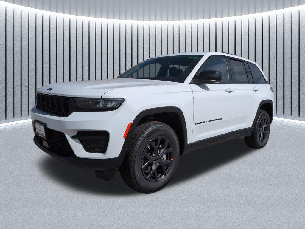 New 2027 Jeep Grand Cherokee Laredo