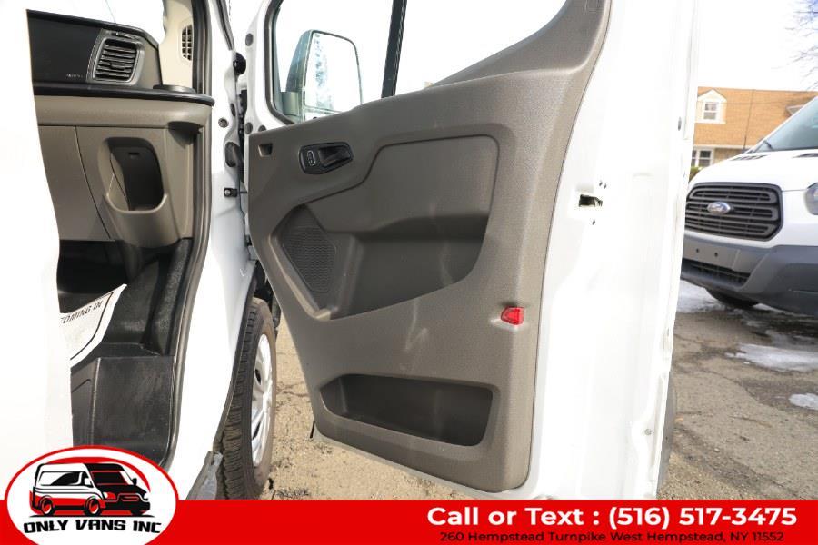 صورة مصغرة 31 لـ 2024 FORD TRANSIT-250 148 WB MEDIUM ROOF CARGO