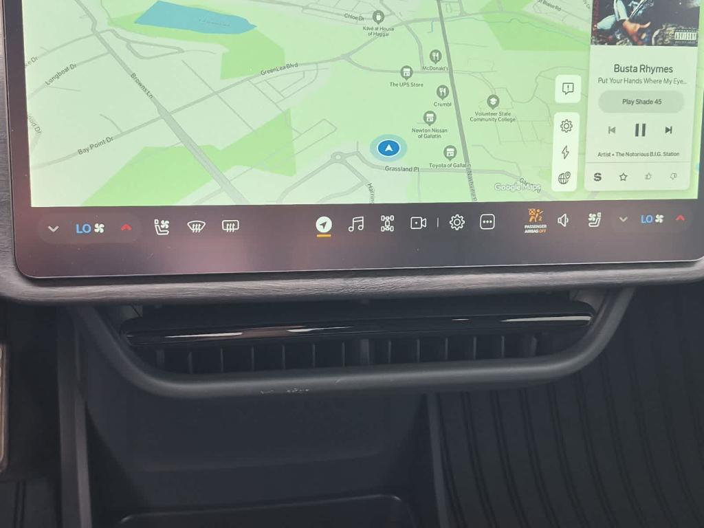 2023 Rivian R1T ADVENTURE QUAD MOTOR LARGE PACK photo 17