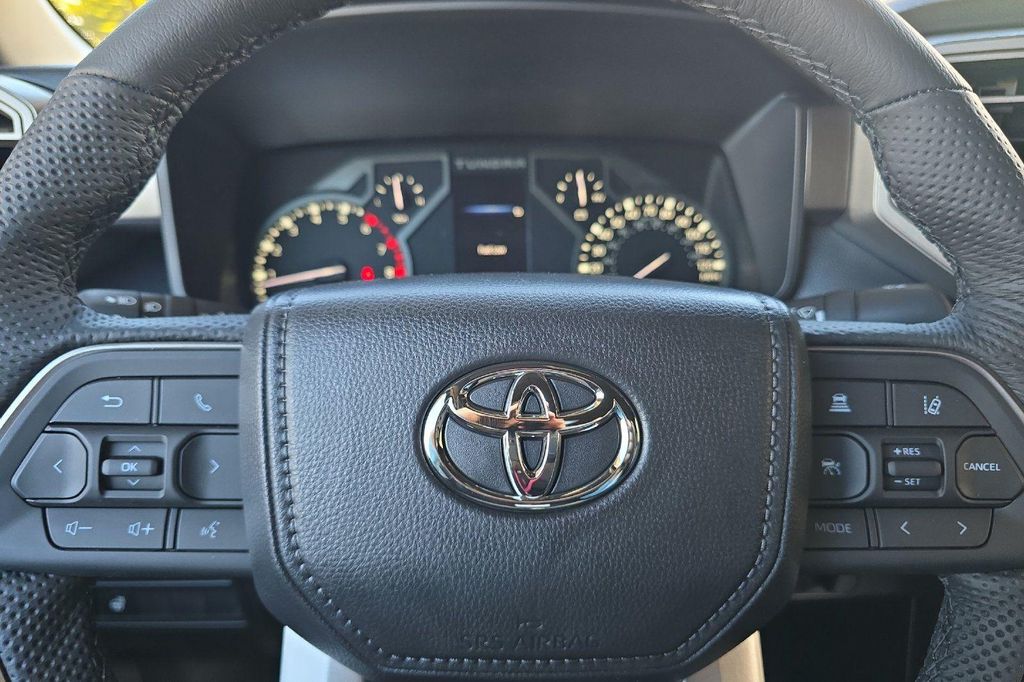 2026 Toyota TUNDRA SR5 — миниатюра 19
