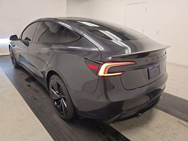 2024 Tesla MODEL 3 PERFORMANCE — фото 3