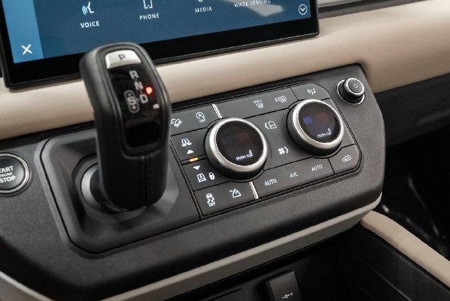 2024 LAND Rover DEFENDER 130 P300 S — миниатюра 21