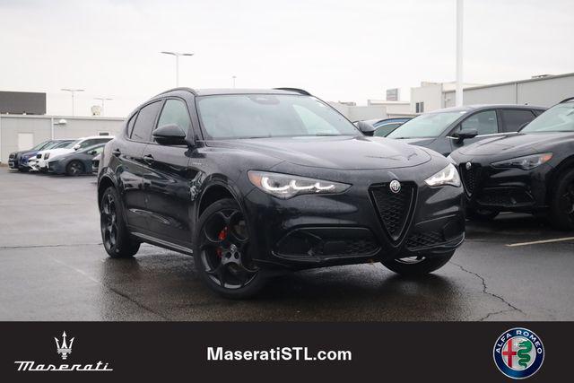 New 2025 Alfa Romeo Stelvio Sprint AWD