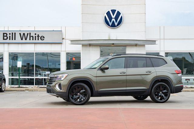 New 2026 Volkswagen Atlas 2.0T SE w/Technology 4MOTION