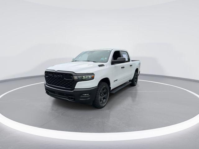 2025 RAM 1500 WARLOCK CREW CAB 4X4 5'7' BOX — фото 4