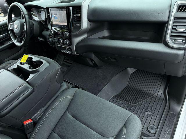 صورة مصغرة 34 لـ 2025 RAM 1500 WARLOCK CREW CAB 4X4 5'7' BOX