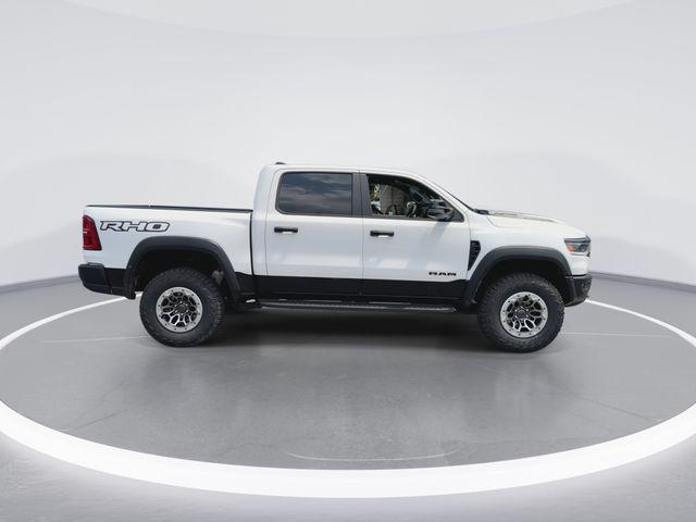 2026 RAM 1500 RHO CREW CAB 4X4 5'7' BOX — фото 9