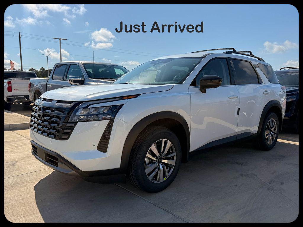 New 2026 Nissan Pathfinder SL