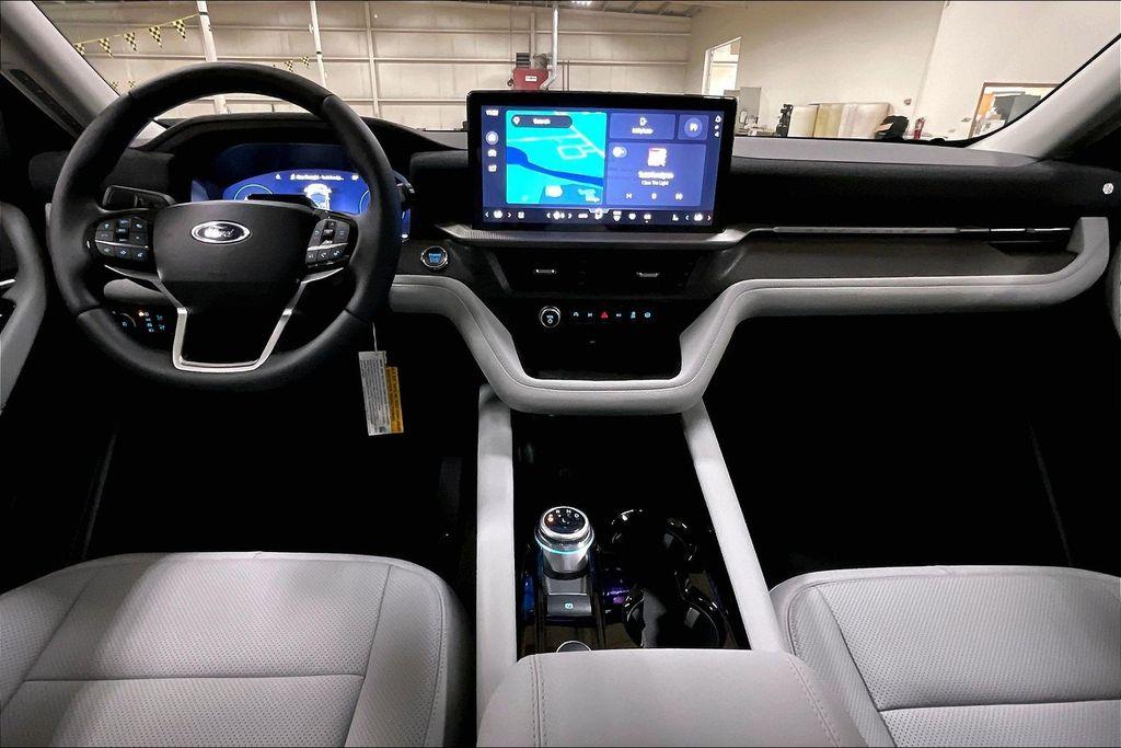 2026 FORD EXPLORER PLATINUM — фото 5