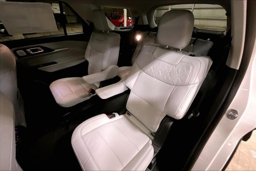2026 FORD EXPLORER PLATINUM — фото 10