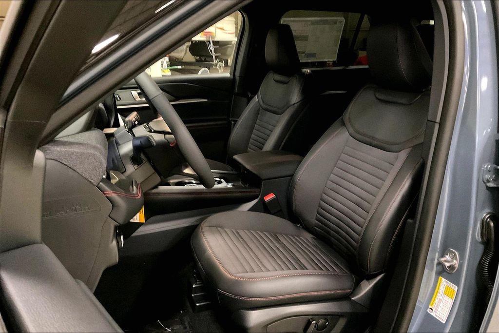 صورة 9 لـ 2026 FORD EXPLORER ST-LINE