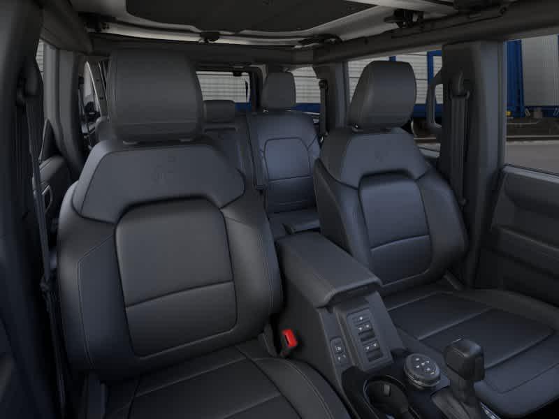 FORD BRONCO - 10